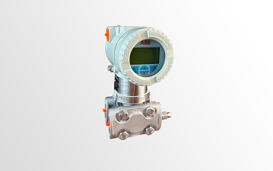 Differential pressure transmitter